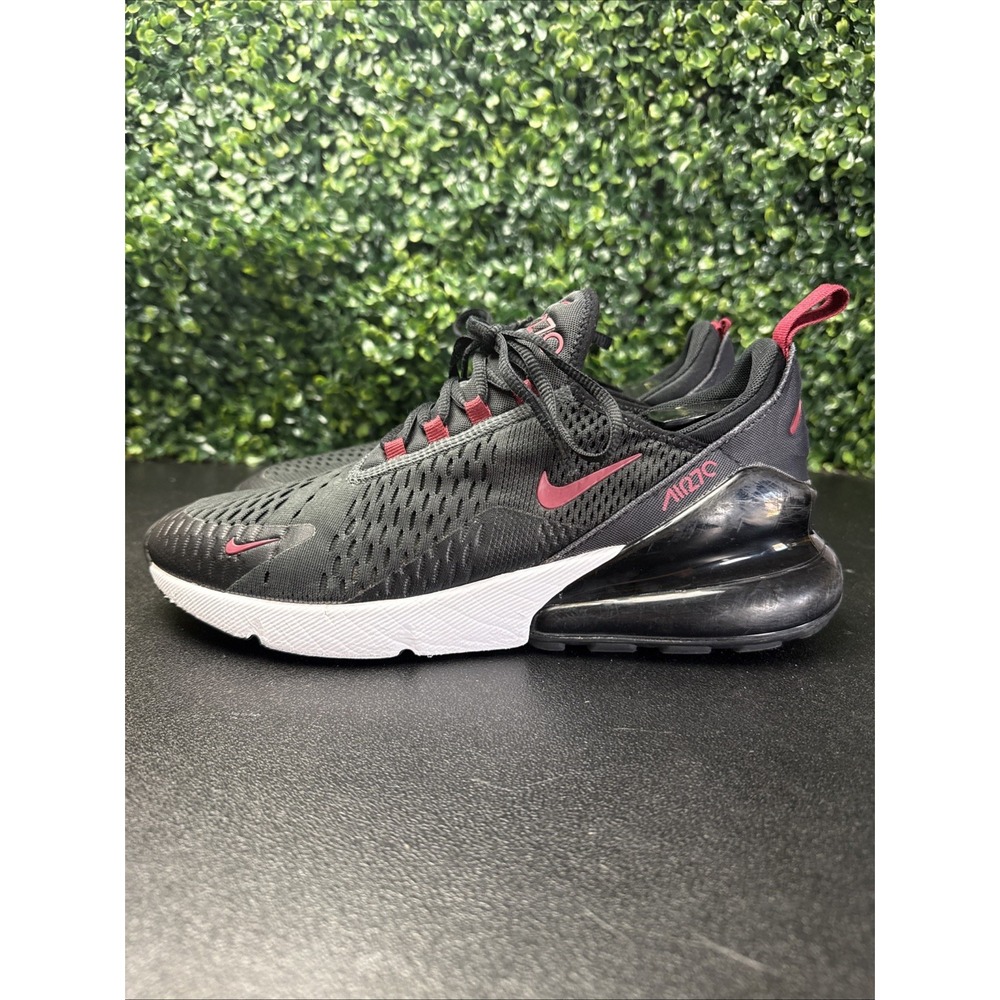 Nike Air Max 270 Running Shoes Men's Size 9